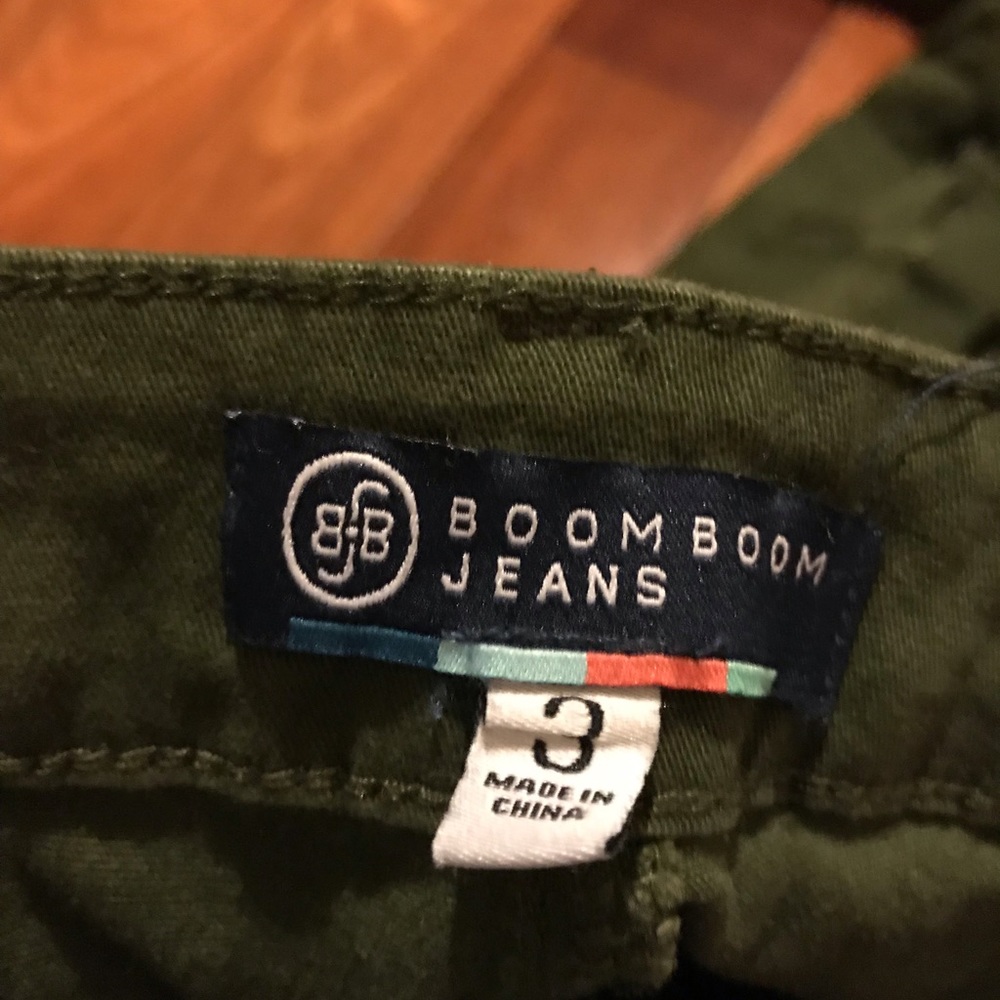 Green Ripped Pants - Picture 6 of 8